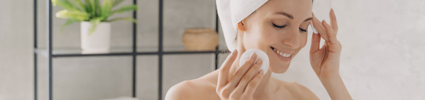 Cosméticos naturales basados en AOVE para una limpieza de rostro perfecta